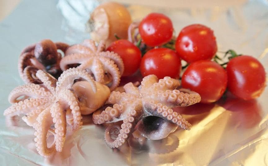 preserve raw octopus